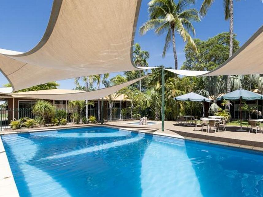 Hotel The Cambridge Kununurra Exterior foto